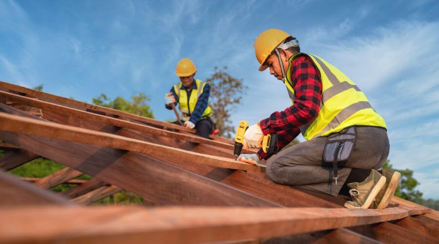 Professional Flat Roofing Installation services in Oshkosh, WI